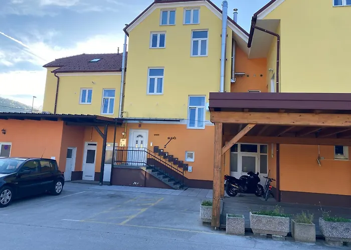 Apartma Rogatec
